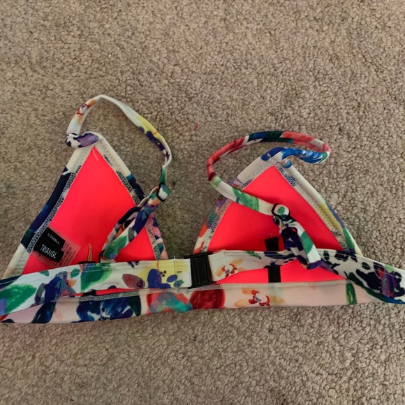 Floral Triangl Bikini Top - Picture 3 of 5